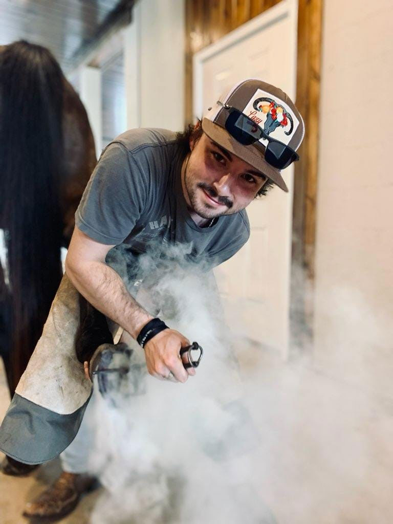 Lookout Mountain School of Horseshoeing-students-