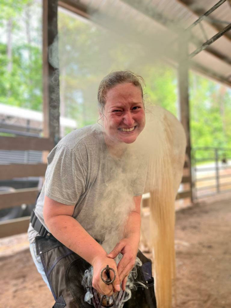 Lookout Mountain School of Horseshoeing-students-