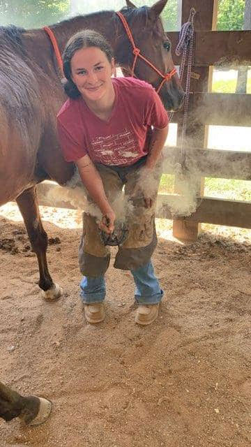 Lookout Mountain School of Horseshoeing-students-